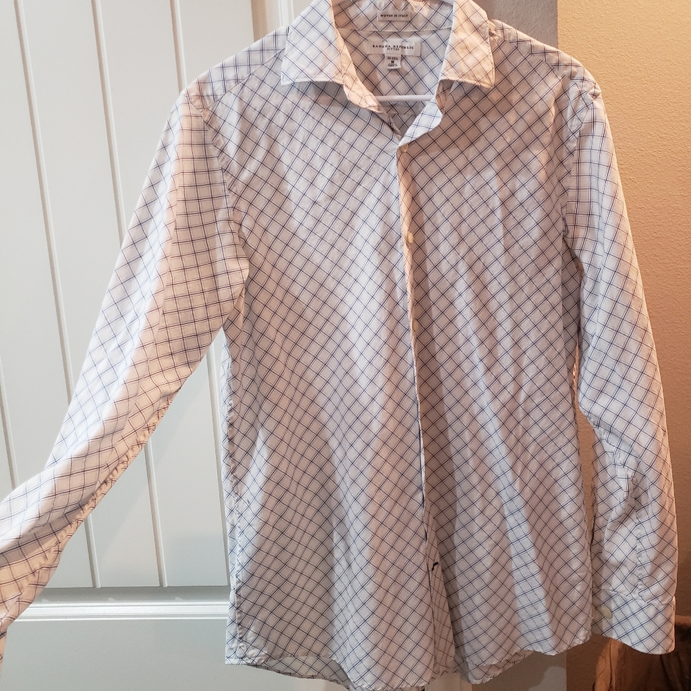 EUC - VINTAGE Y2K- Banana Republic - Long Sleeve Button Down - Size M
